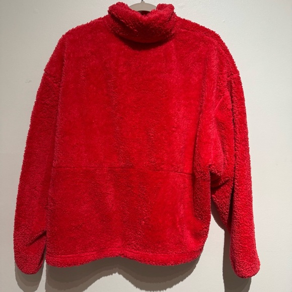 All in Motion Women’s Vibrant Red Fleece Pullover with Pockets. Size Large - Picture 7 of 9